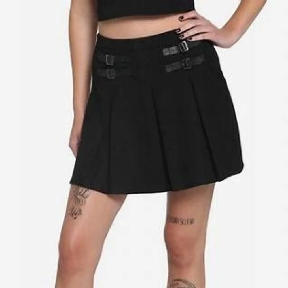 Hot Topic Pleated Mini Skirt Double Buckles